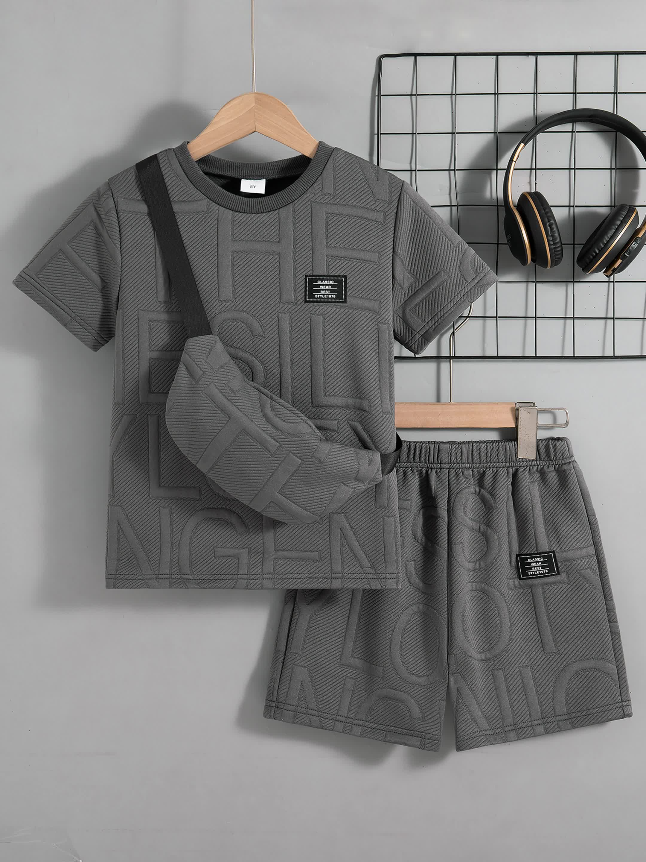 Boys' Casual Outing Solid Color Chap Design Regular Fit Round Neck Short Sleeve T-Shirt And Shorts 2pcs Set with Hanging Bag Boys' Shorts Set Summer, for Outdoor - Image 11
