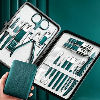 Professional Compact Portable Manicure And Pedicure Care Set. This Nail Clipper Kit Comes with a Storage Bag in Random Colors. It Is a Portable Nail Care Tool Suitable for Daily Home Use And Business Trips