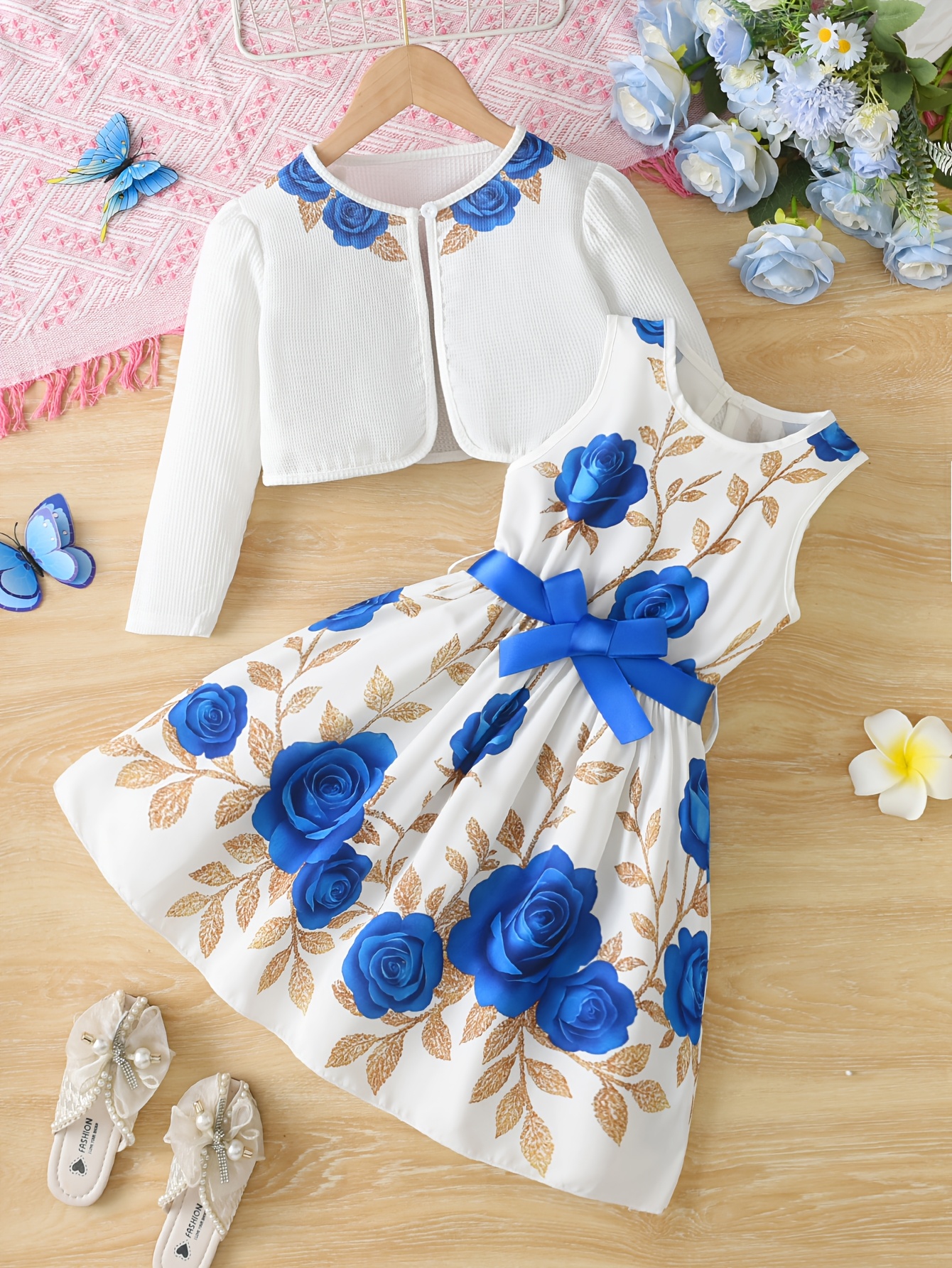 A 2pcs Spring And Summer Outfit Featuring a Sweet Waffle-Patterned Cardigan And a Rose-Patterned Dress with Bow Decoration, Perfect for Everyday Outdoor Wear, School, Parties, And As a Gift for Children