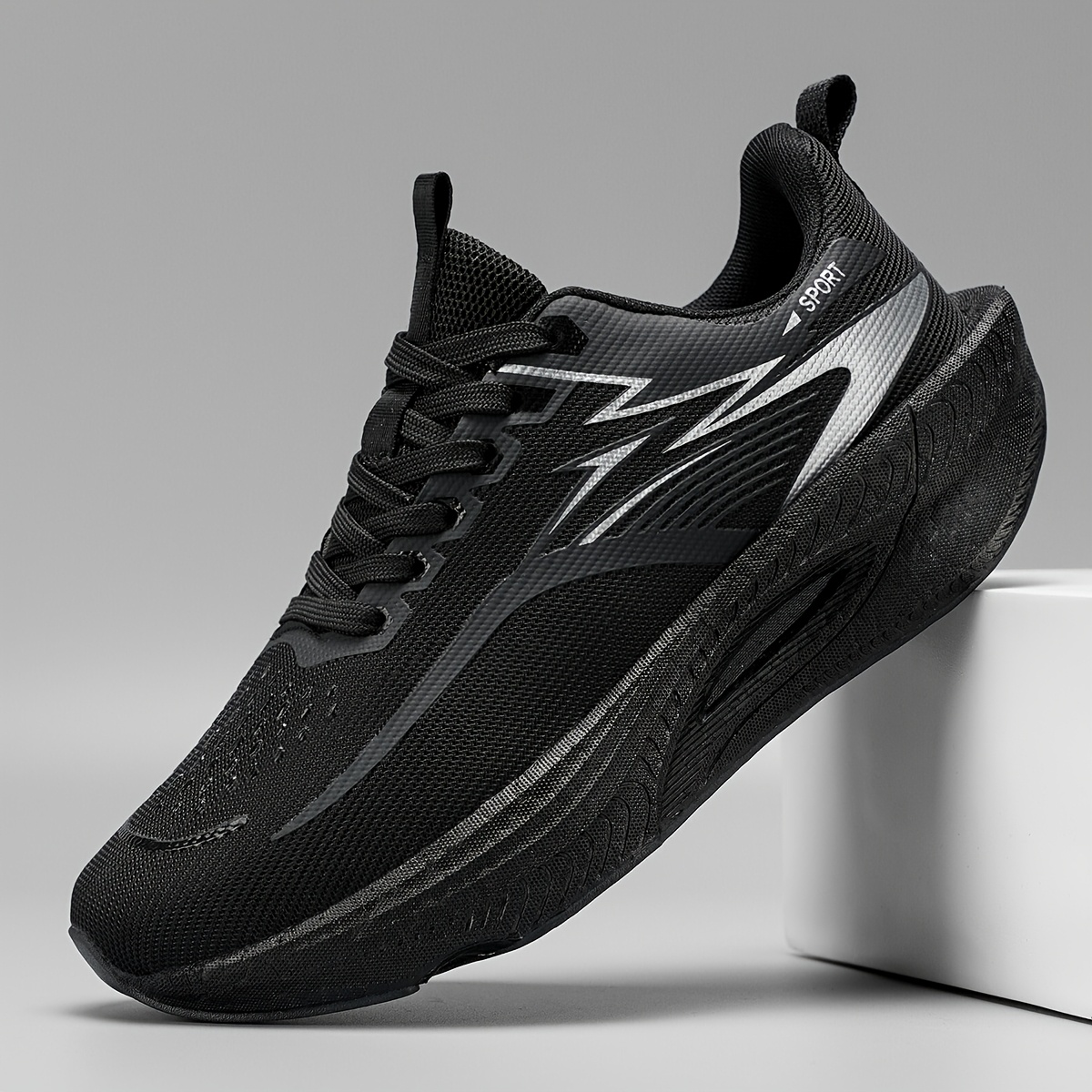 Sneakers, 2026 New Mesh Breathable Men's Sports Shoes, Lightweight Soft Sole Shock-absorbing Road Marathon Running Shoes, Outdoor Jungle Off-road Running Shoes, Daily Fashion Trend Versatile Men's Casual Shoes, Gym Cross Training Oversized Shoes