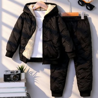 2pcs Boys' Autumn/winter Set Featuring a Fashionable Solid-color Design with Plush Lining and Thickened Construction. The Set Includes a Zip-up Hoodie and Long Pants, Offering a Comfortable, Trendy, and Versatile Sporty Style for Children