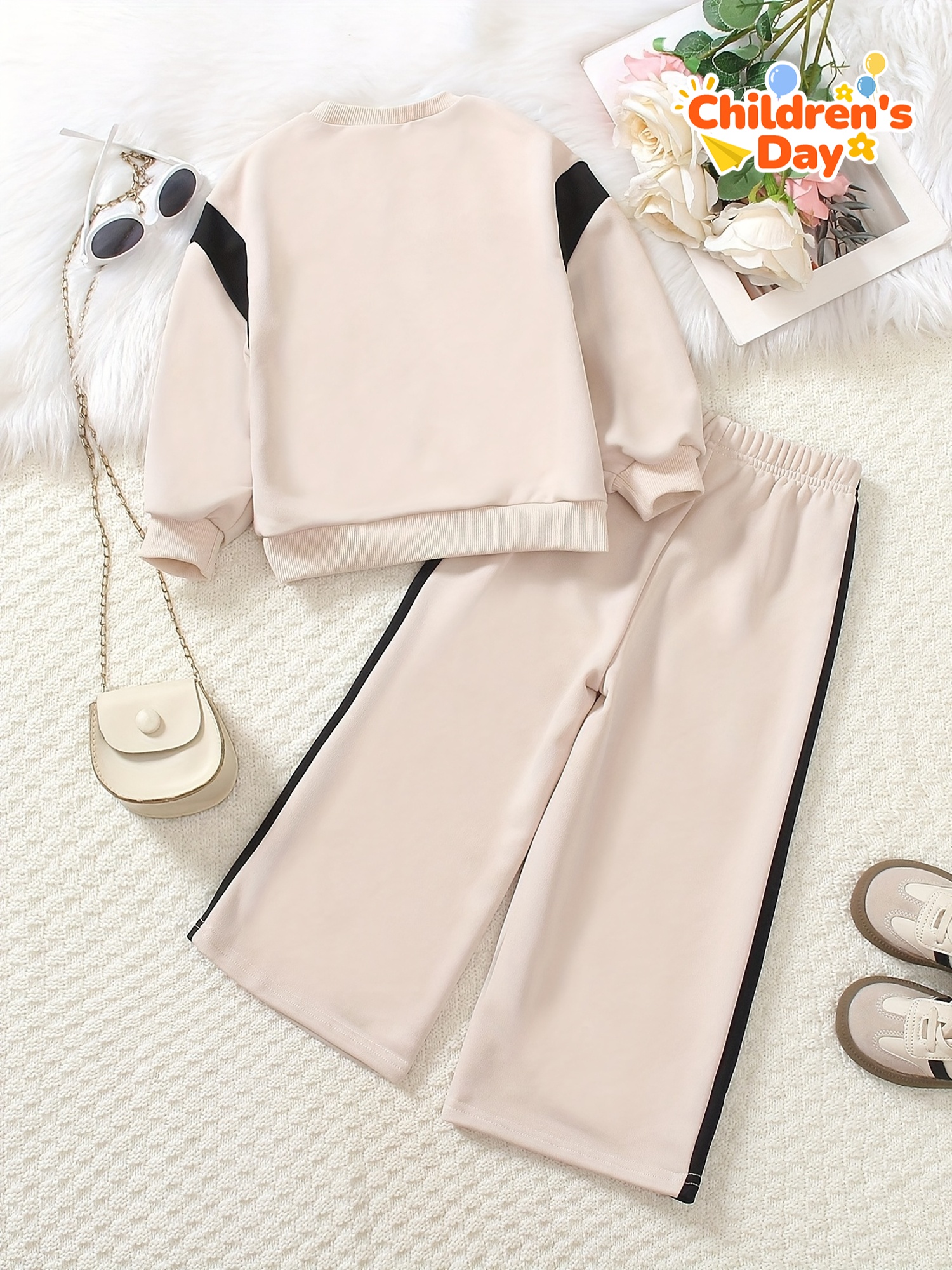 Girls' Two-Piece Long-Sleeved Top And Pants Set with a Unique New York Brooklyn Print And Contrasting Color Design. Comfortable And Close-Fitting, It Is an Ideal Choice for Daily Wear, Going Out, And Taking Photos in Autumn And Winter, for Outdoor