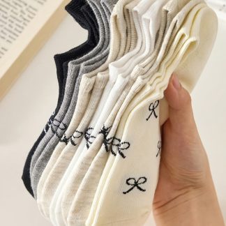 Color Random 6pcs (3 Pairs) Women's Elegant Bow Socks Breathable Lightweight Invisible Spring Summer Casual Socks, Loose Cuff, Decorative Bow Design, Soft Tones, Suitable for Daily Wear And Special Occasions, Japanese Korean Style, Minimalist Design
