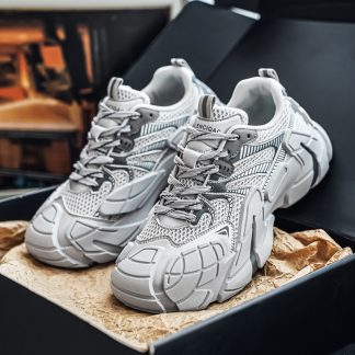Spring Summer Fashion Men Casual Shoes 2026 Breathable Lightweight Walking Sneakers Male Loafers Outdoor Slip-On